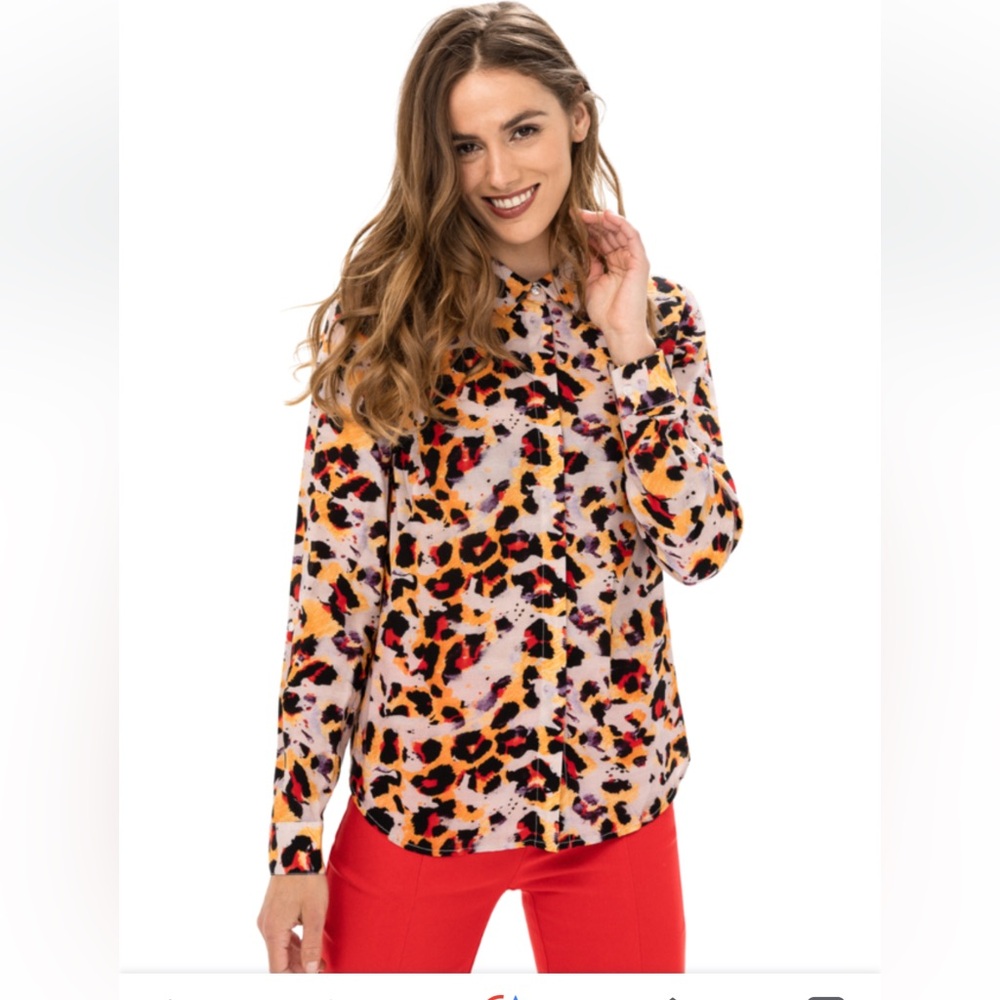 Renuar: Step Out Of Your Comfort Zone Blouse
